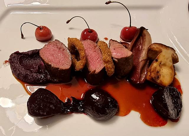 Sommerbock -Sauerkirsche - Steinpilz - rotes Gemüse - Onionrings